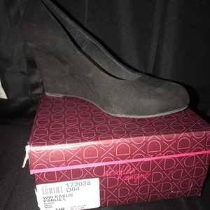 Black wedges from deflex comfort
